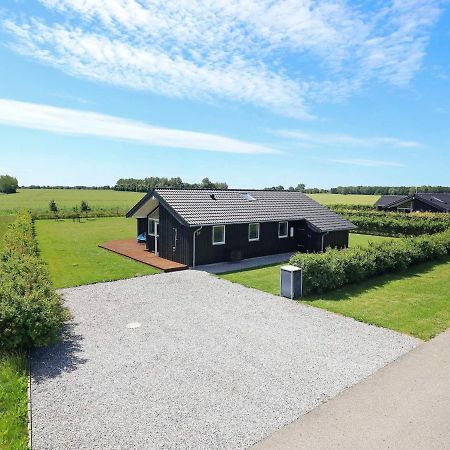 9 Person Holiday Home In Otterup Eksteriør bilde