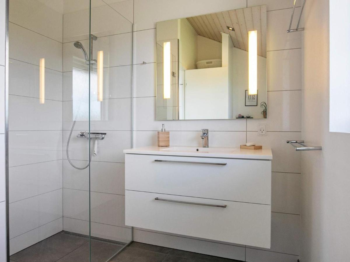 9 Person Holiday Home In Otterup Eksteriør bilde